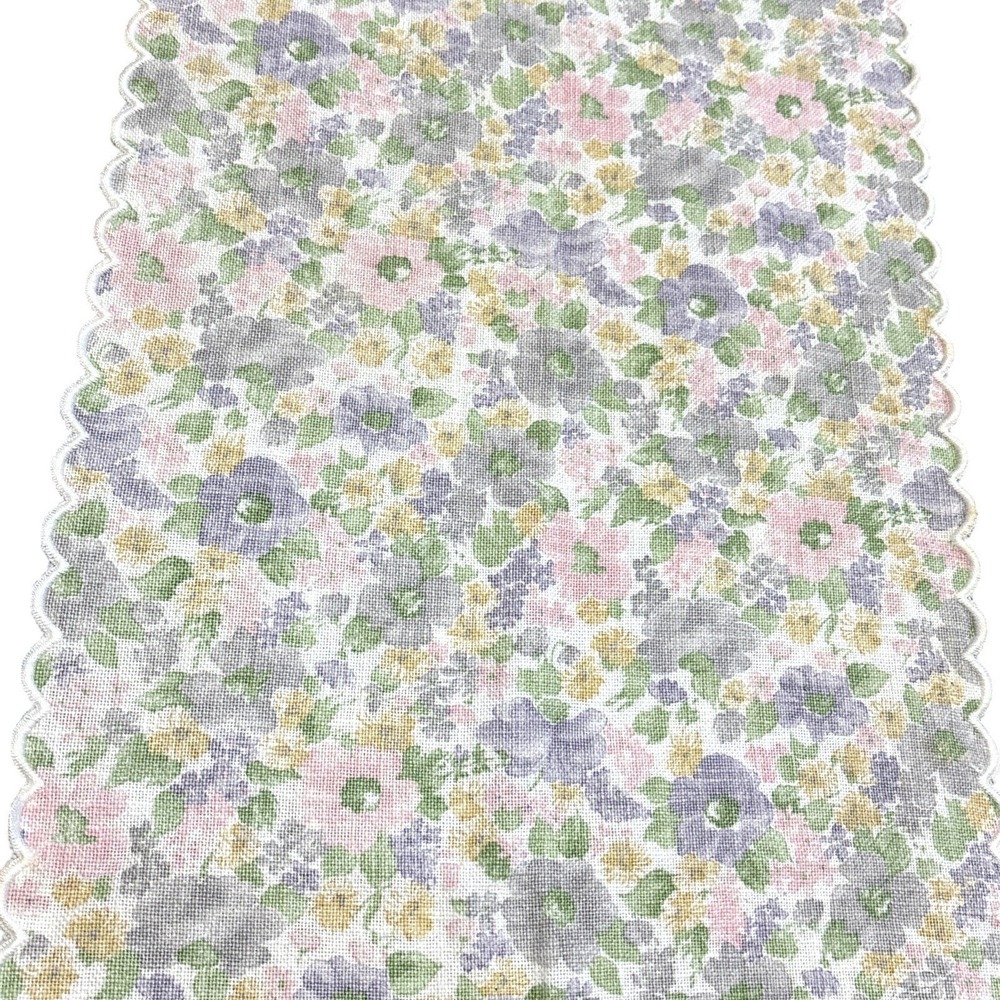 Cotton Linen table runner Vintage Floral Made in Austria Flowers 38 x 13.5